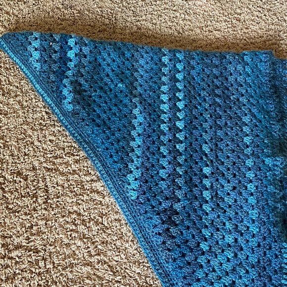Hand-stitched Blue Mermaid Blanket - Picture 7 of 7